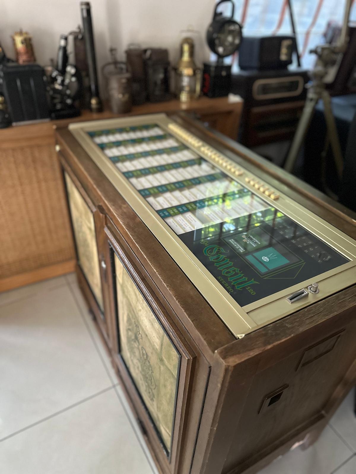 Safranbolu Park Otel müze koleksiyonu - Juke Box